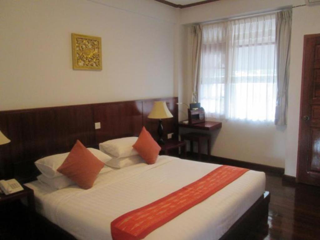 Hotel Maineli Nyaung Shwe Eksteriør billede