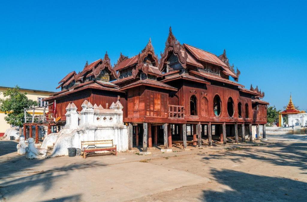 Hotel Maineli Nyaung Shwe Eksteriør billede